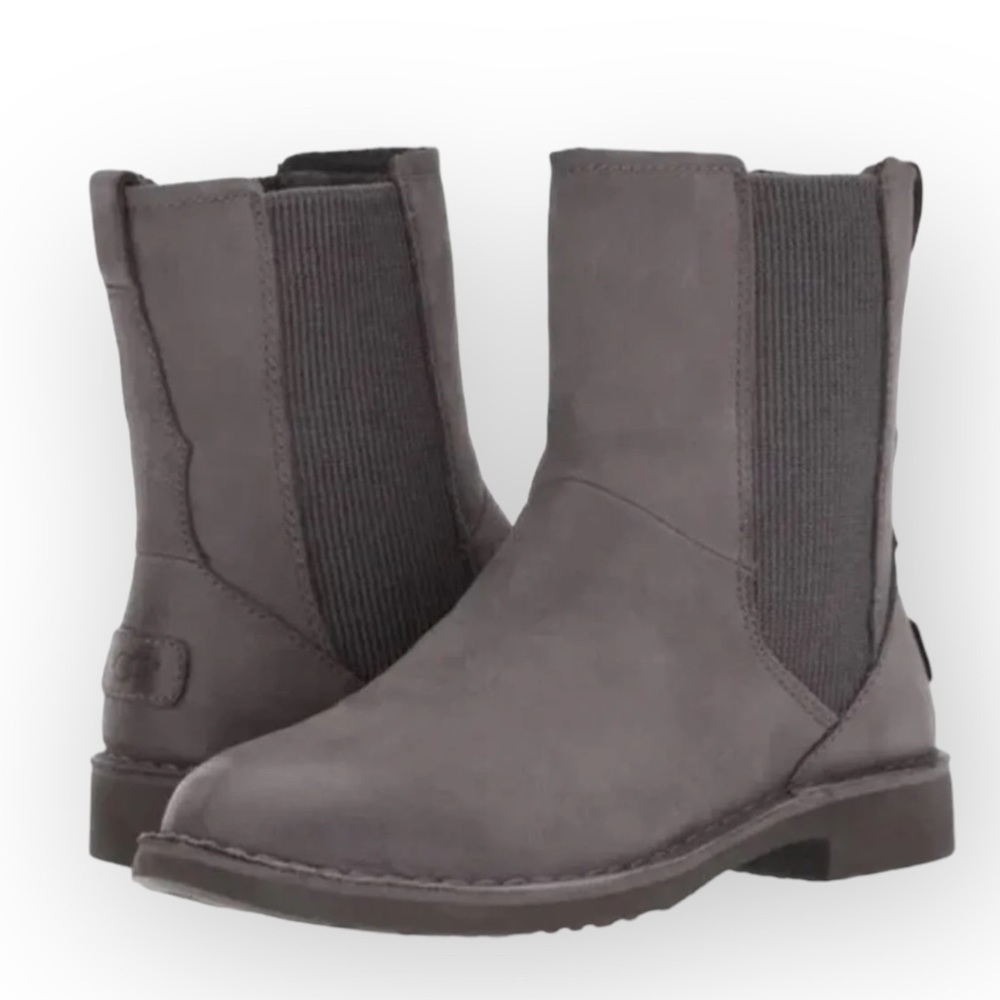 UGG Larra Water Resistant Nubuck Leather Women's Charcoal Boots size 5.5